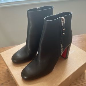 Ziptotal calfskin red sole booties
